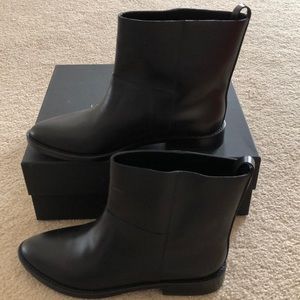 Theory theyskens’ cropped boot size 6 (EU 36)